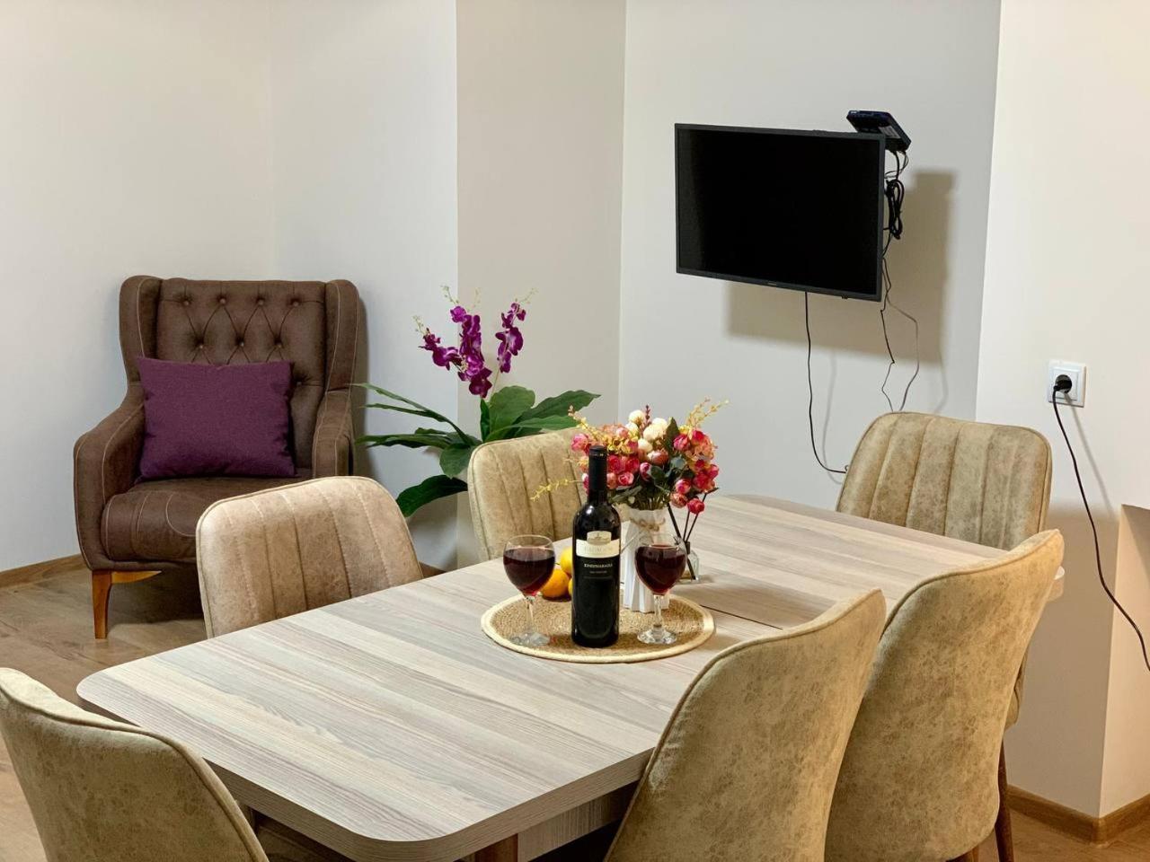 Appartement 3-room In Old Tbilissi